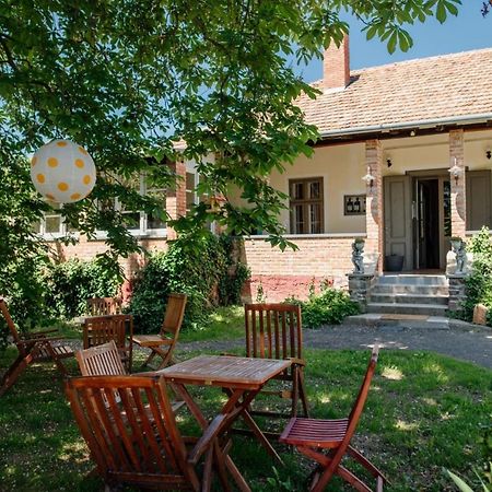 Káli44 Vendégház Révfülöp Extérieur photo